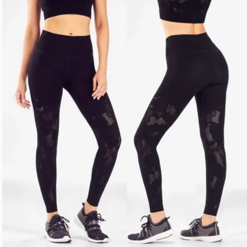 Fabletics High Waisted Sculptknit Leggings, S, BLK